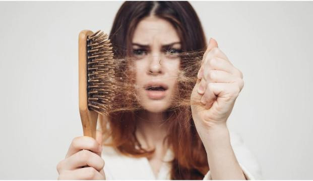 7 nguyên nhân khiến mái tóc xơ xác